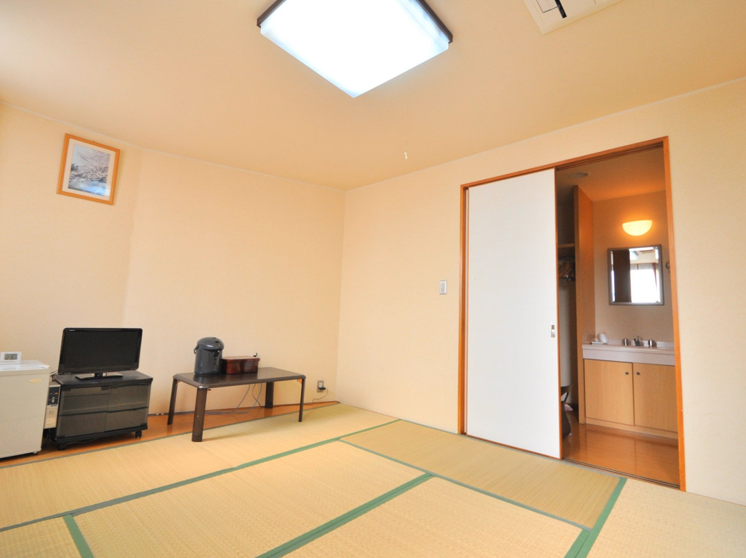 Tamana Business Hotel Suzuka主图