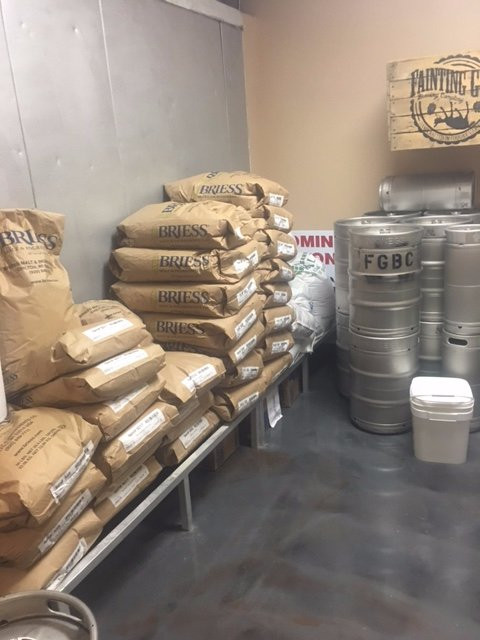 Fainting Goat Brewing Company景点图片