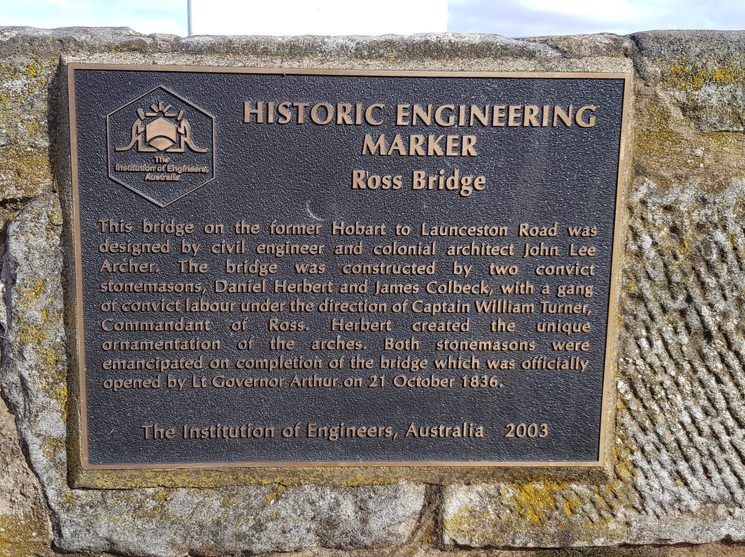 Ross Bridge景点图片