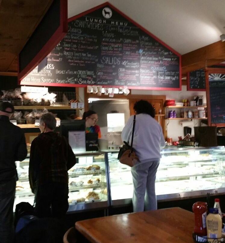 Black Dog Bakery景点图片