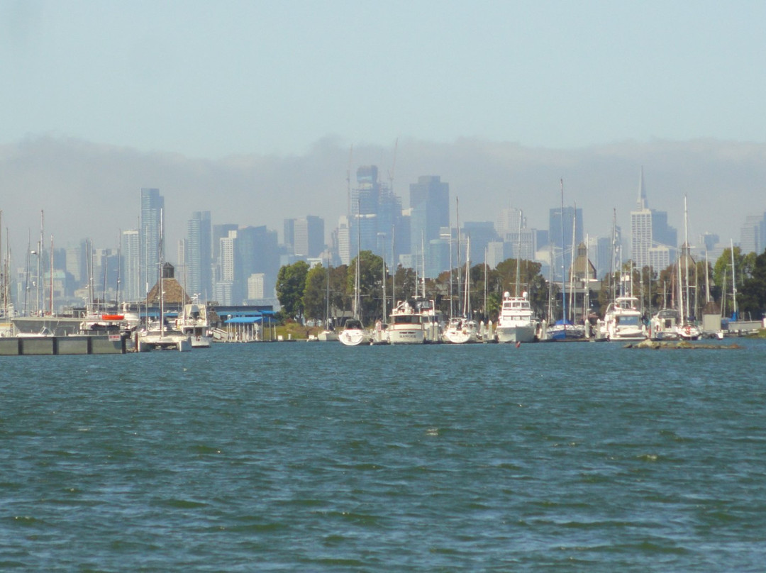 Crown Memorial State Beach景点图片
