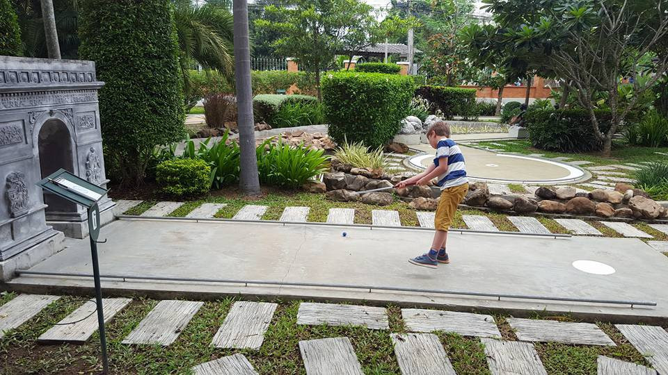 Hansa Minigolf-讪柿必去景点