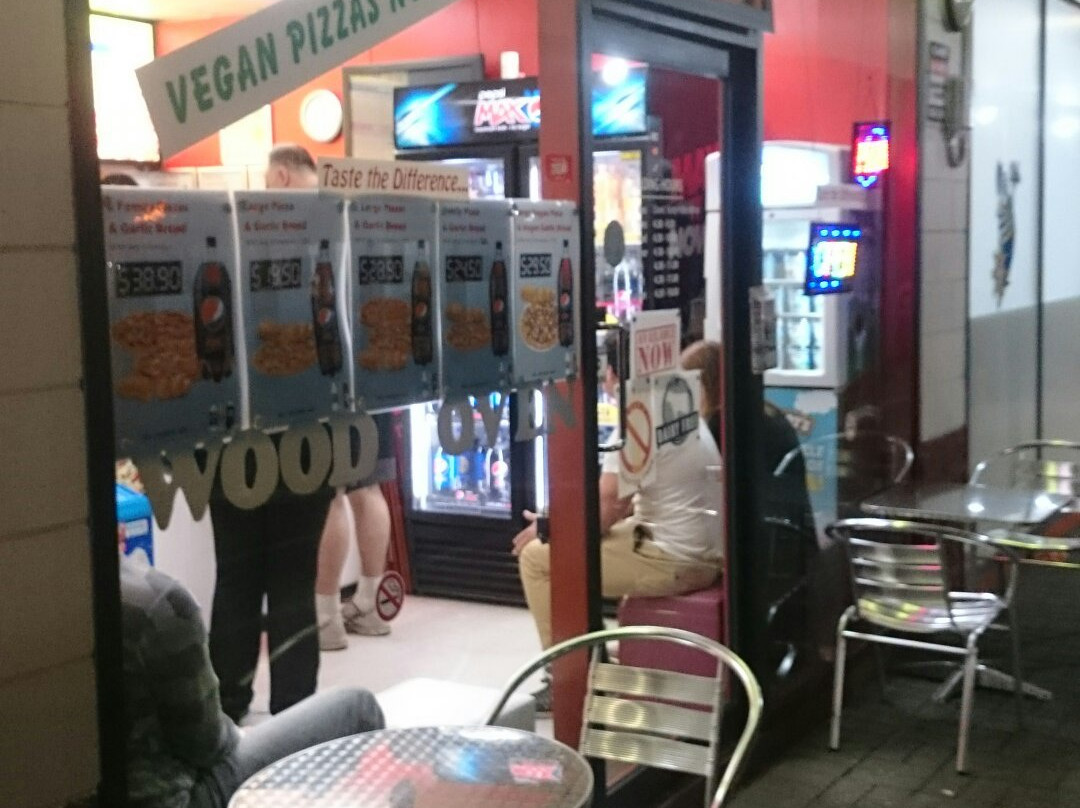 Papa Mia's Wood Oven pizza