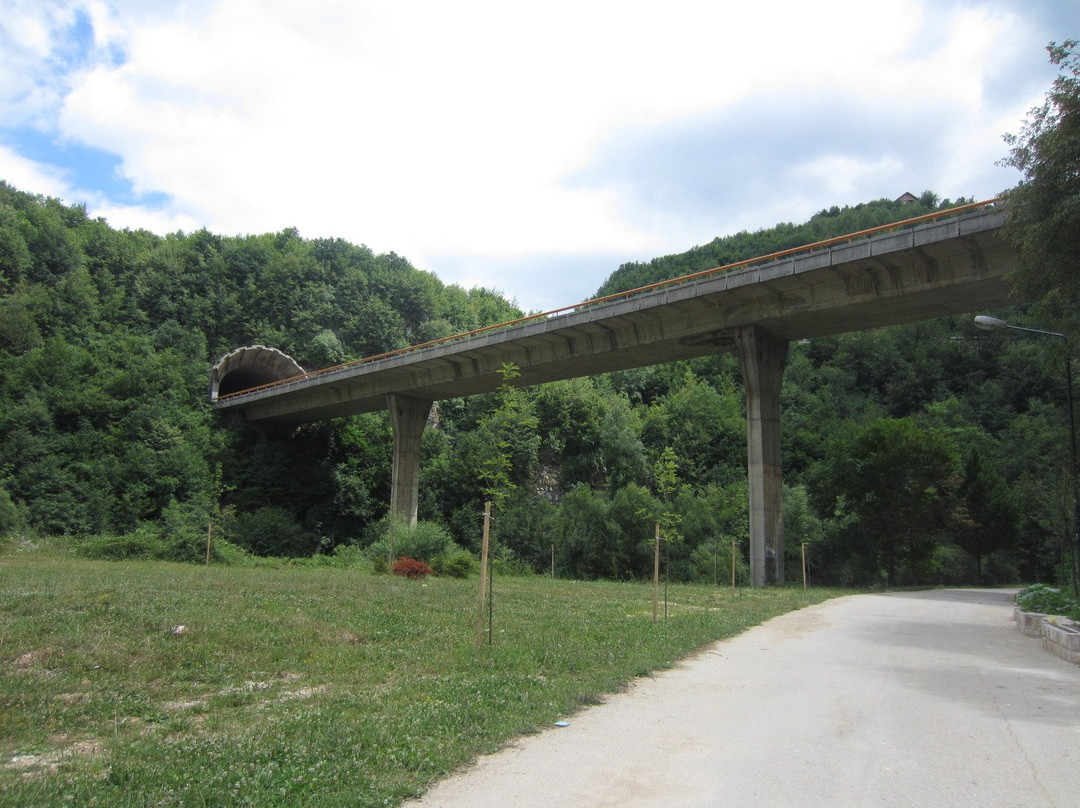 Goat's Bridge景点图片