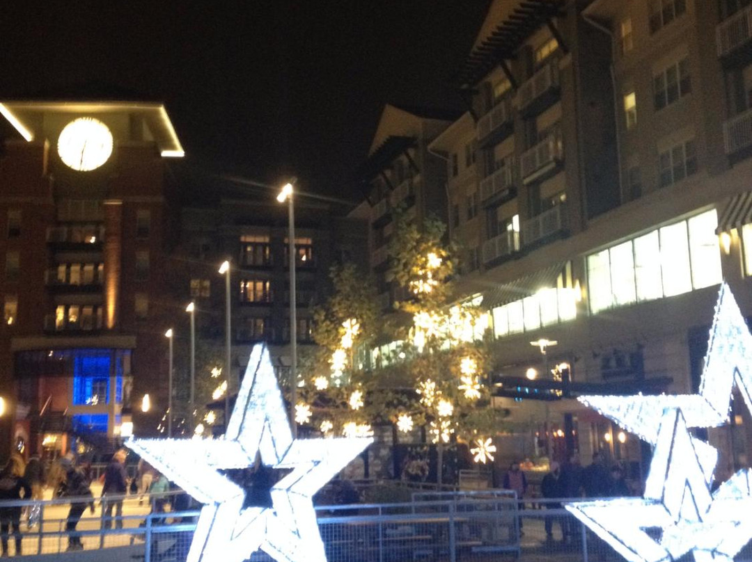 Pentagon Row-阿灵顿必去景点