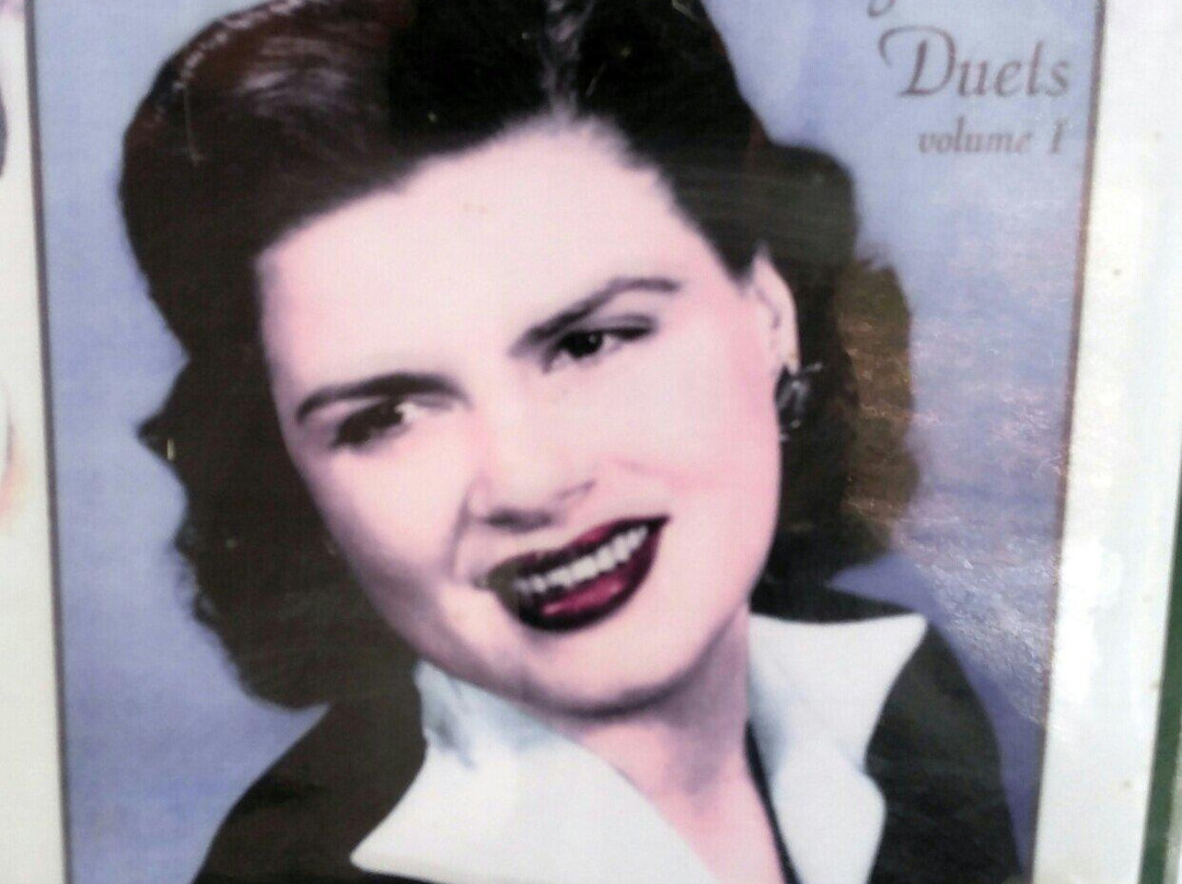 Patsy Cline Plane Crash Memorial-Camden必去景点