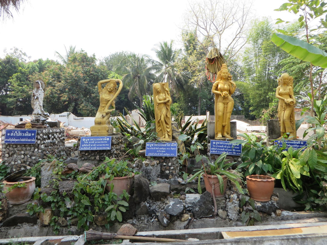 Wat Chai Mongkhon-南邦必去景点
