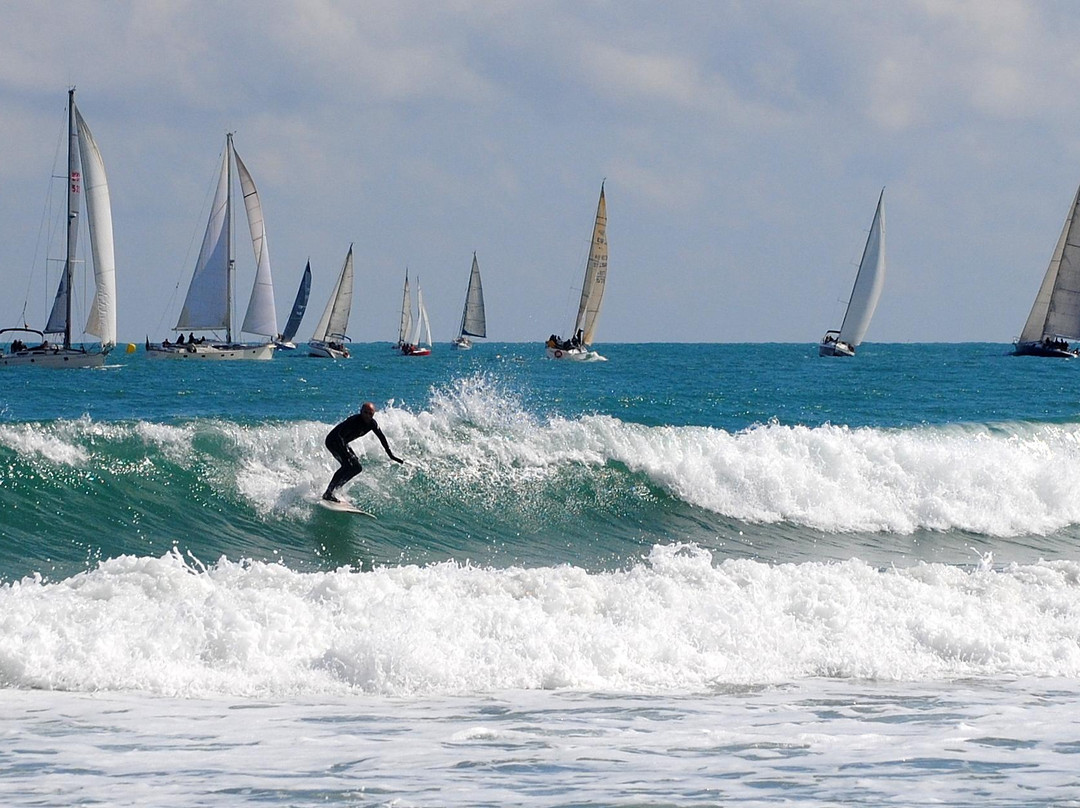 Escuela Surf Valencia-库列拉必去景点