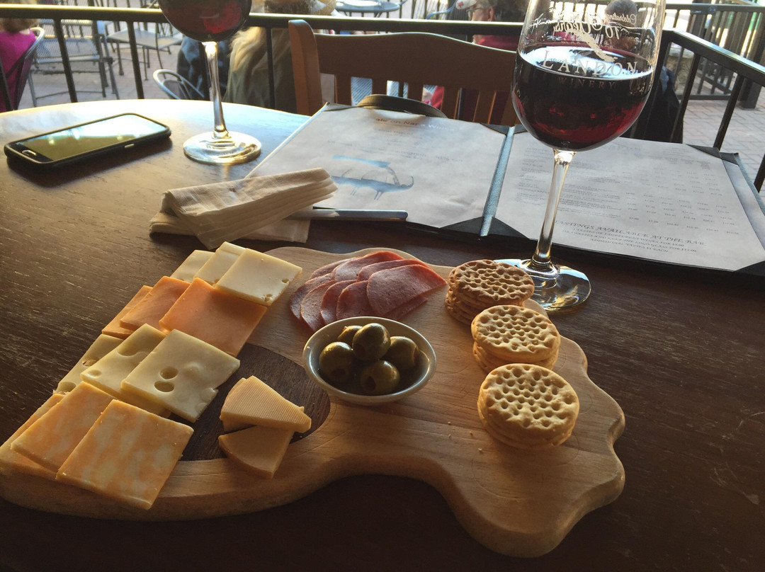 Landon Winery-麦金尼必去景点