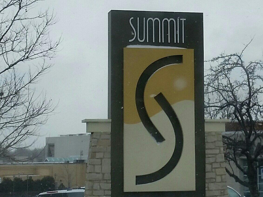 Summit Mall-Fairlawn必去景点