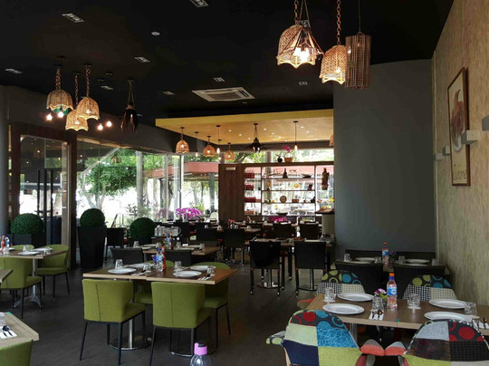 Tanjong Surat餐馆和美食-Pondok Gurame Indonesian Restaurant