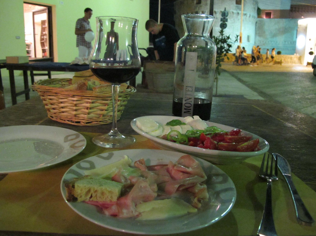 Vineria Osteria Mieró