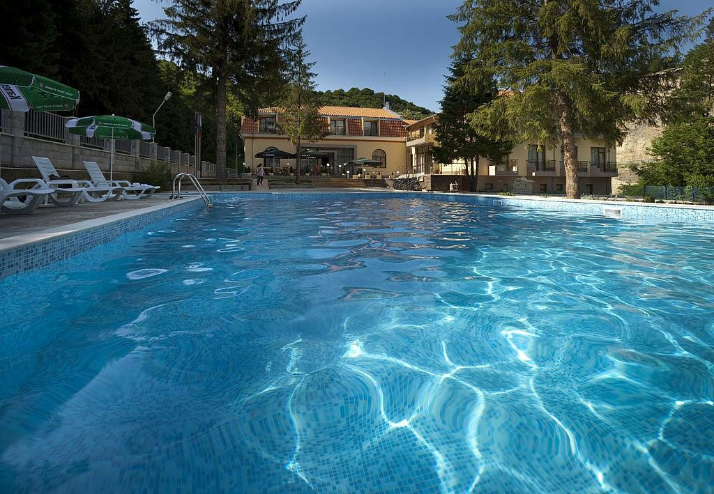 Dimina Balneo Complex