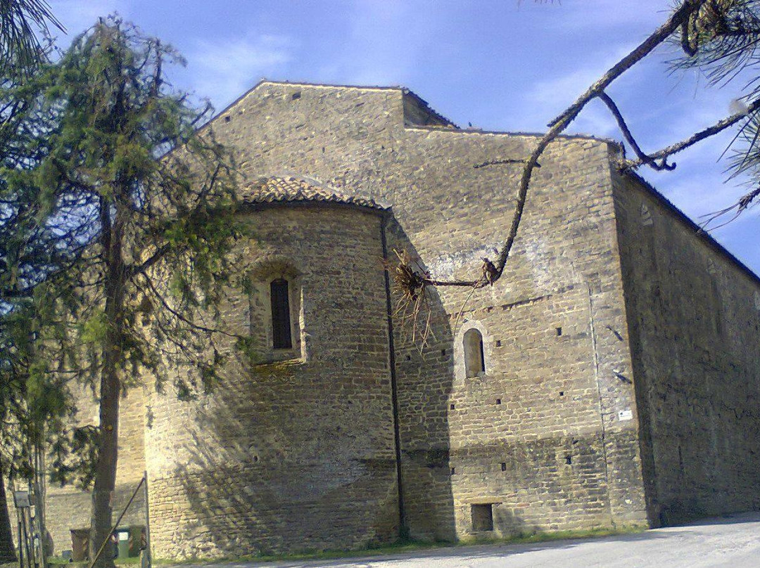 Abbazia di Sant'Elena-Serra San Quirico必去景点