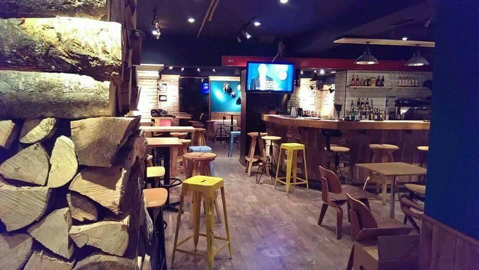Duff Sports Bar-地拉那必去景点