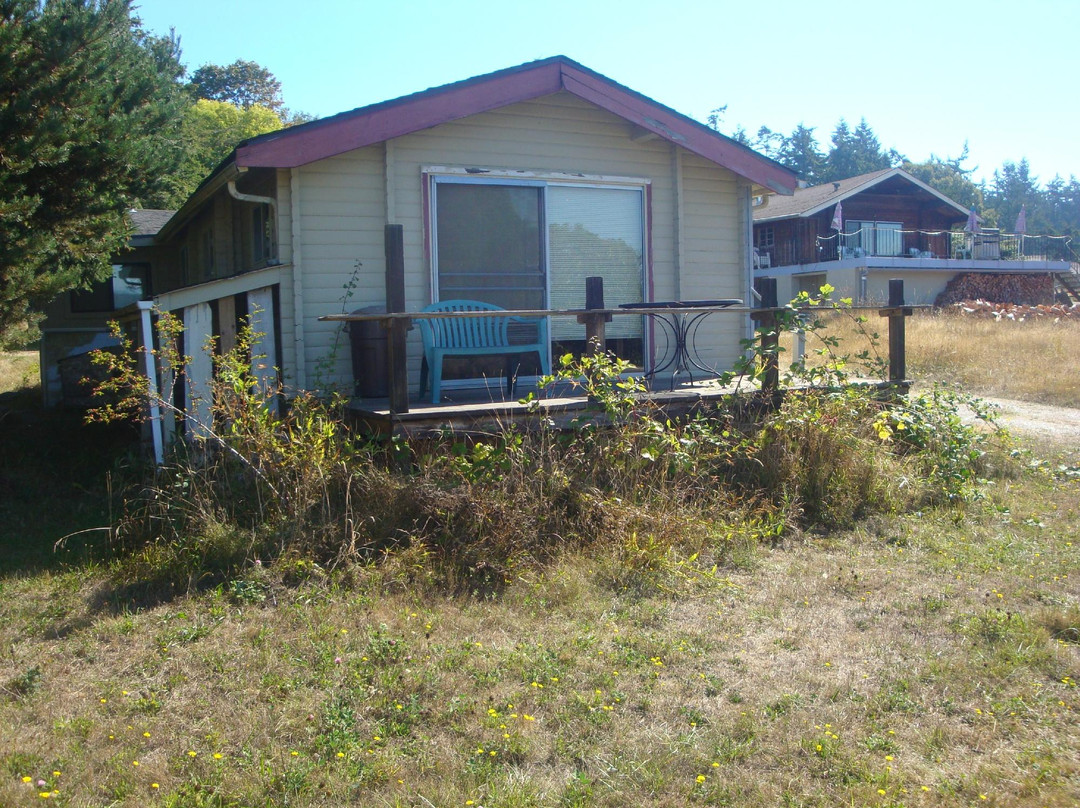 Beach Cottages on Marrowstone Island