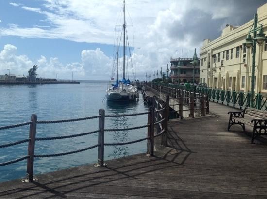 The Parliament Buildings-布里奇顿必去景点