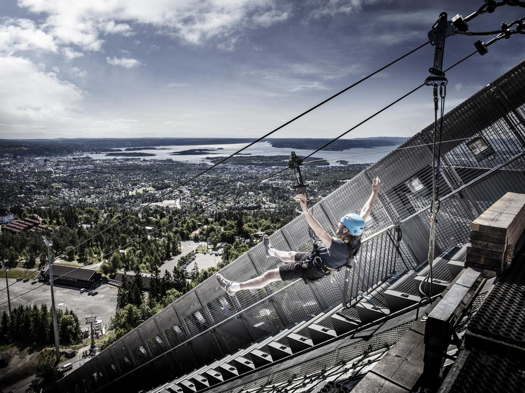 Holmenkollen Zip Line-奥斯陆必去景点