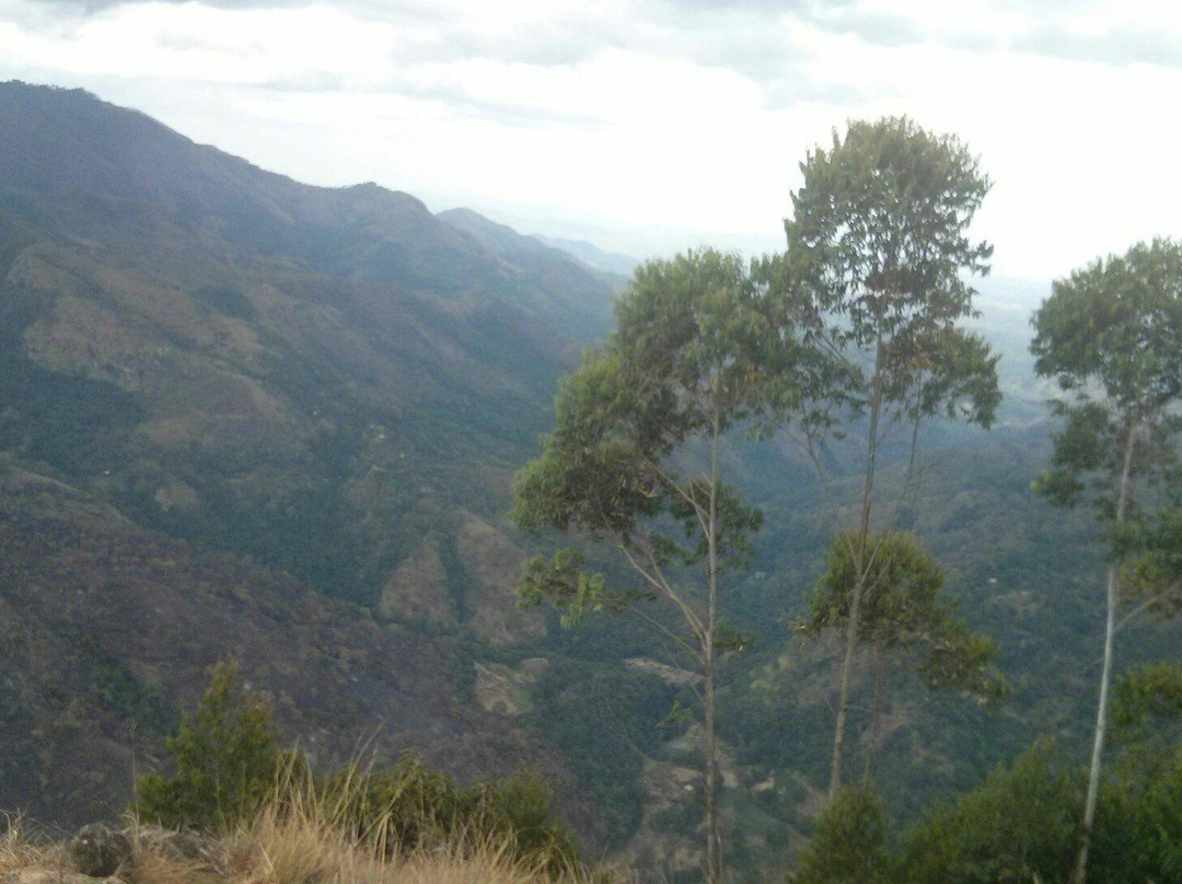 埃拉岩-埃勒必去景点