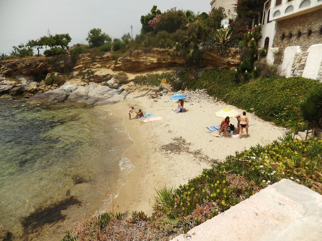 Spiaggia La Caletta-Portoscuso必去景点