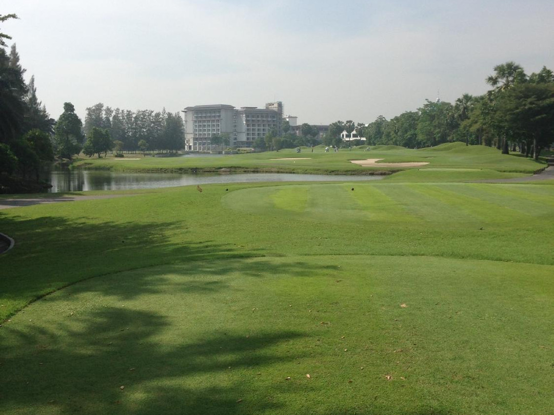 Summit Windmill Golf Course-挽披县必去景点