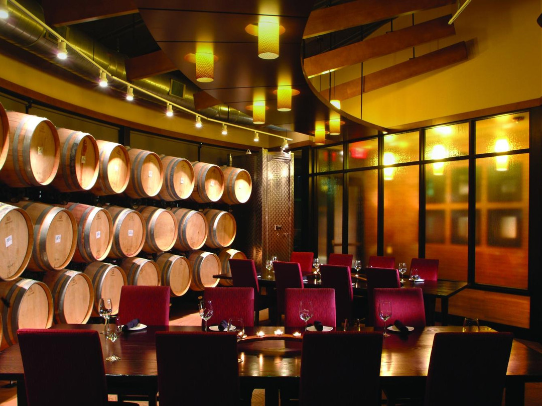 Riverwoods餐馆和美食-Cooper's Hawk Winery & Restaurant