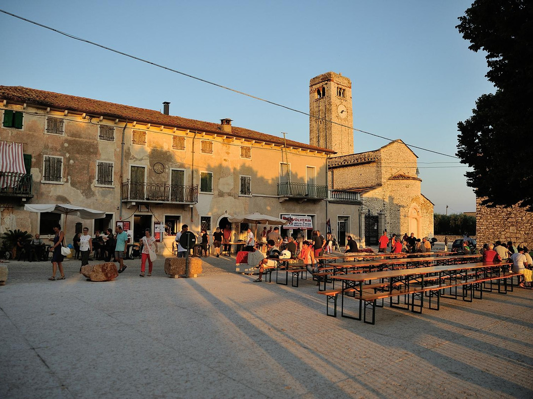 San Giorgio di Valpolicella餐馆和美食-Red Zone Art+Bar