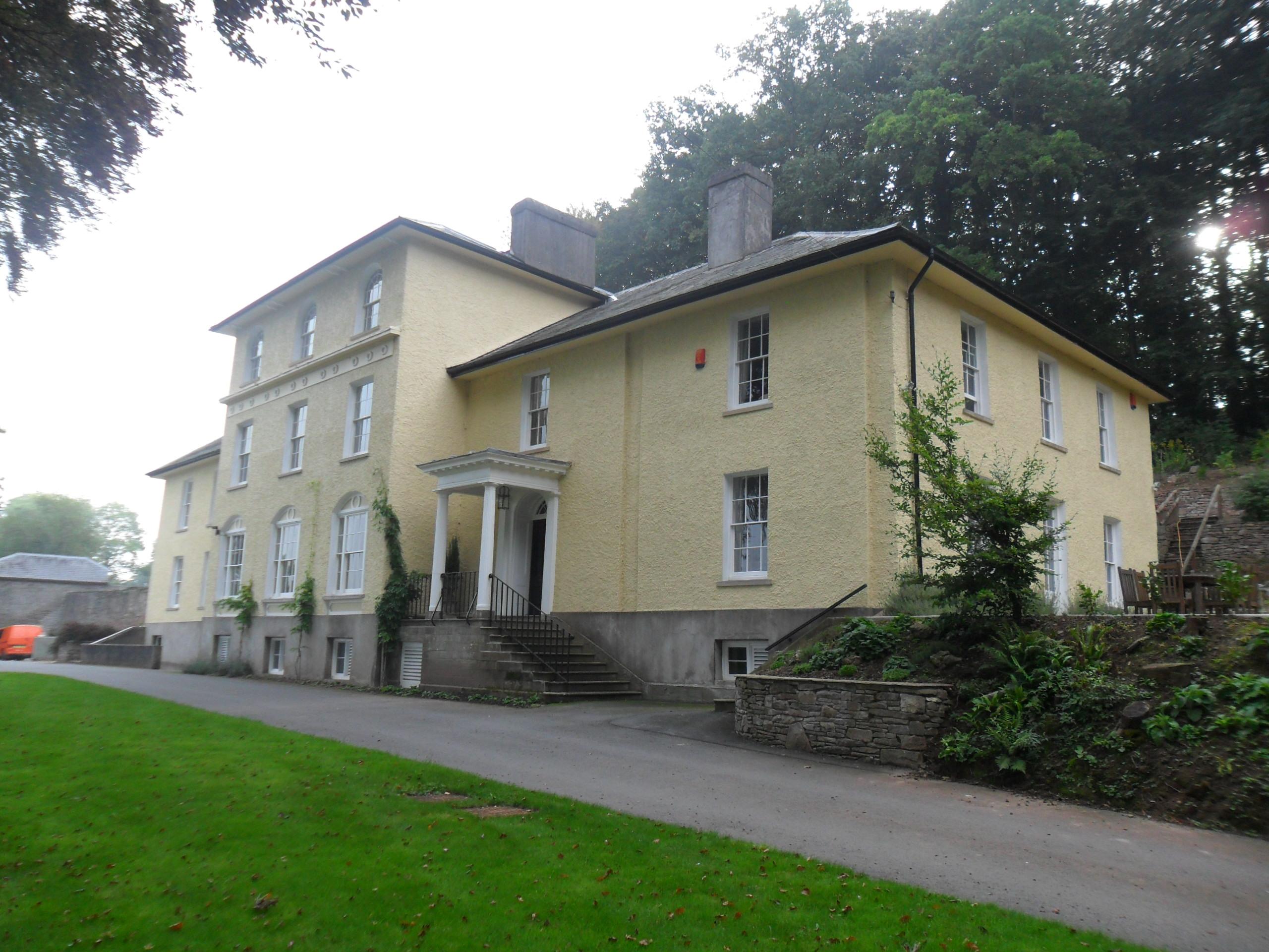 Broomfield House-客卧