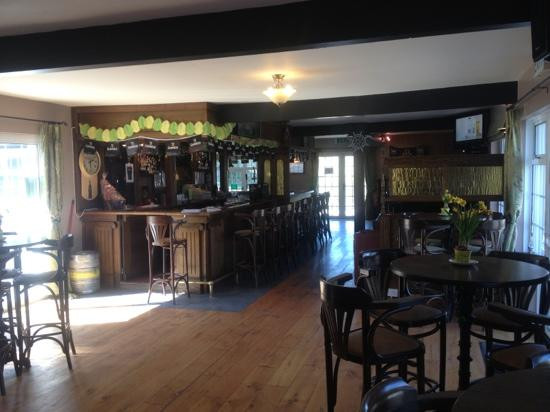 Manor House Bar and Bed & Breakfast-多尼戈尔城镇必去景点