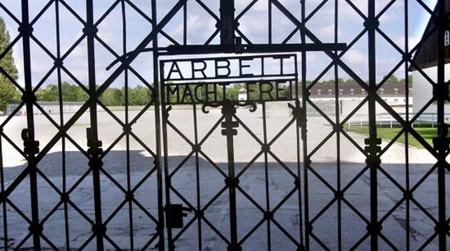 In Their Shoes Dachau Memorial Tours-慕尼黑必去景点
