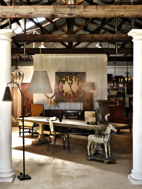 Fitzroy Falls旅游景点-Sally Beresford Antiques/French Farmhouse Tables