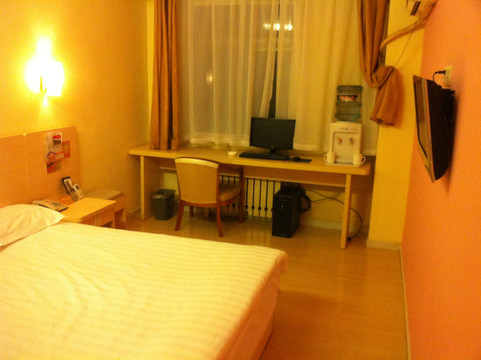 北京和家宾馆连锁安外店主图