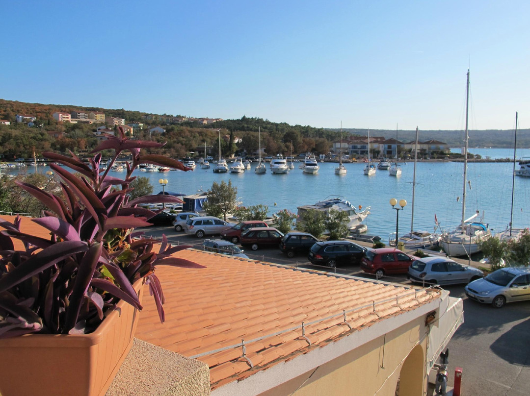 Fisherman's Glamping Village