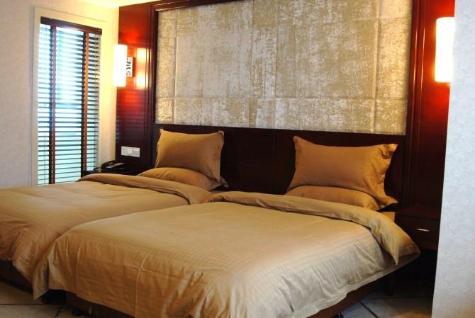 伯爵商务酒店主图