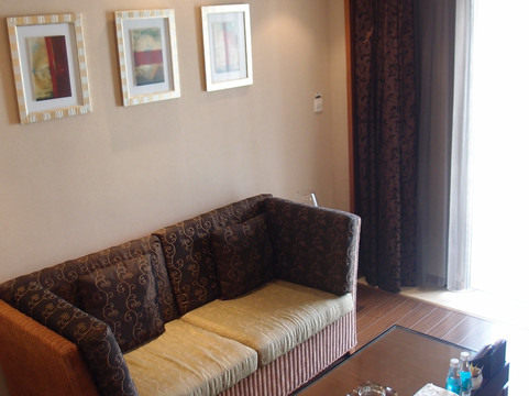 深圳葵花酒店公寓（福田口岸店）主图