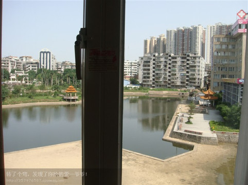 湖滨步步高酒店主图