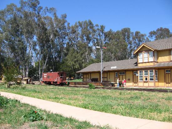South Coast Railroad Museum景点图片