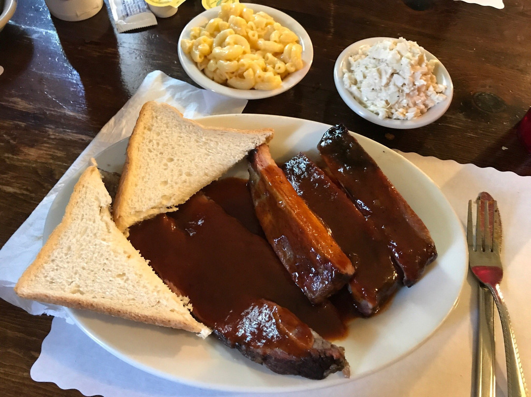 Osyka餐馆和美食-Skinney's Restaurant