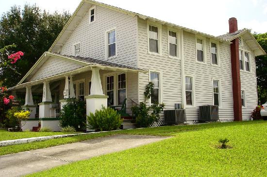 Indian Lake Estates酒店住宿-Lake Verona Lodge B&B