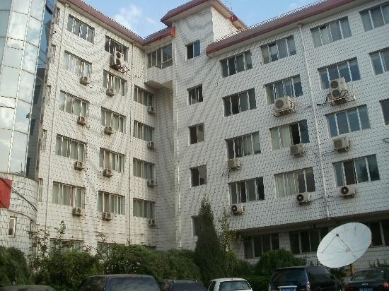 北京紫龙花园酒店(南锣鼓巷王府井店)主图