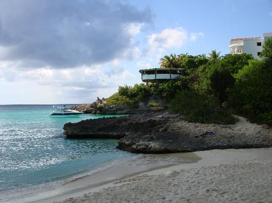 Meads Bay-Long Bay Village必去景点