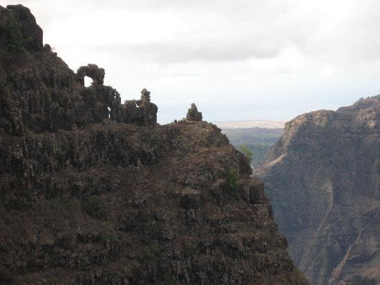 Hike Kauai With Me-普林斯维尔必去景点