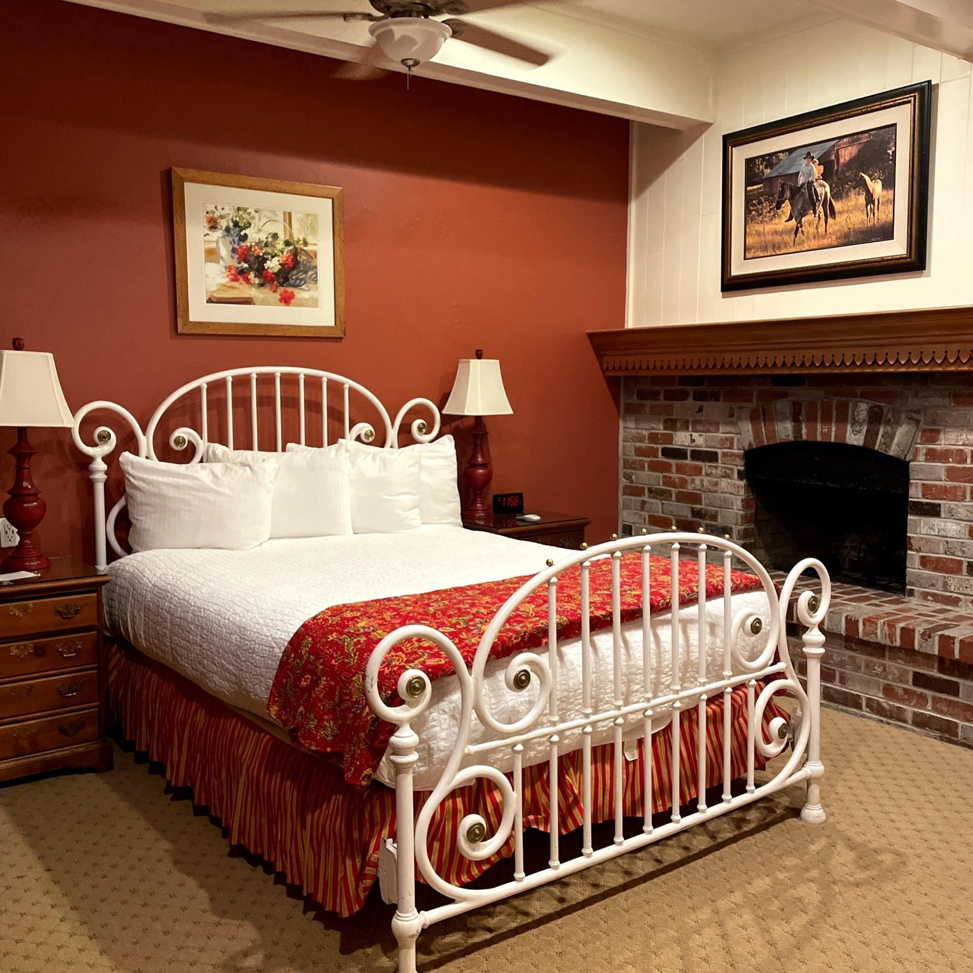 Best Western Grandma's Feather Bed-客卧