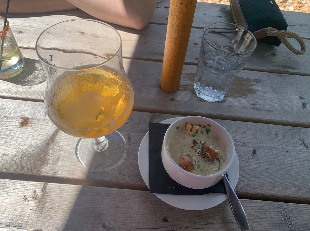 The Homeport Inn & Tavern主图