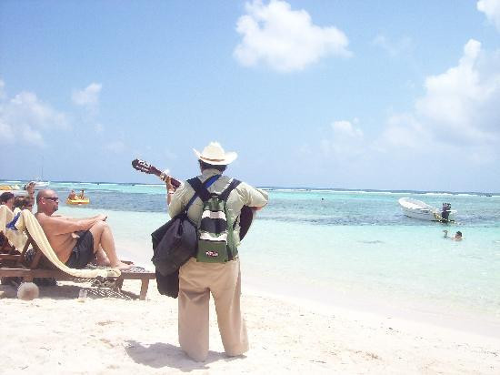 Tequila Beach Club景点图片
