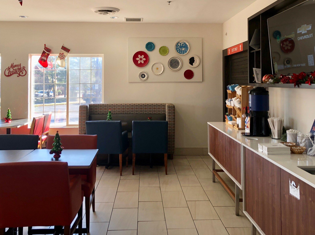 Holiday Inn Express & Suites Harrison by IHG主图