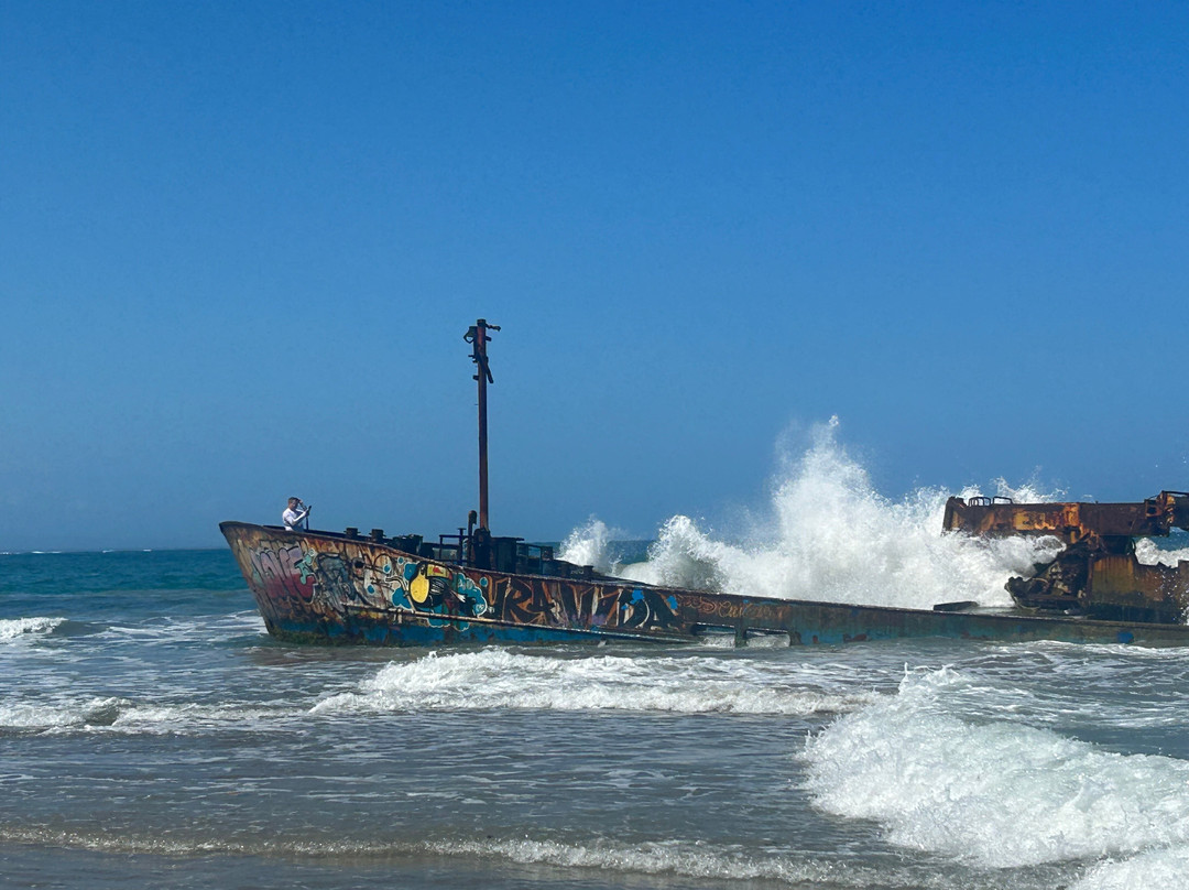 Yicel Shipwreck景点图片