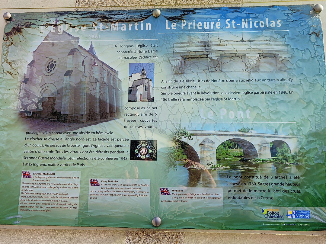Eglise Notre-Dame-Immaculée à Port-de-Piles-沙泰勒罗必去景点