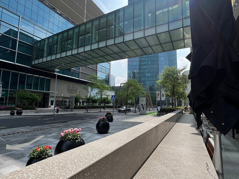 静安嘉里中心-上海市必去景点