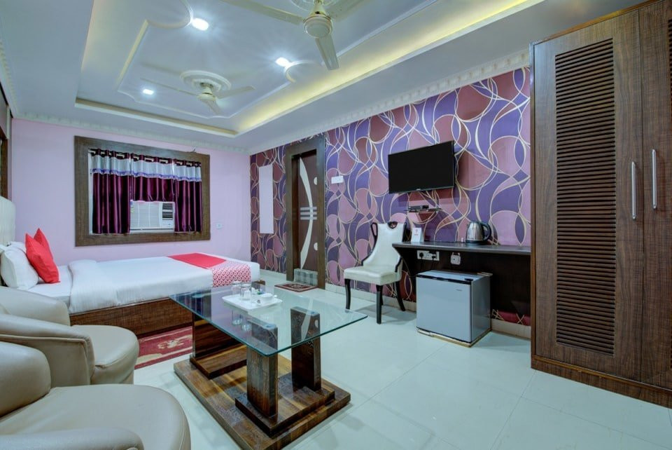 OYO 14579 The Hangout主图